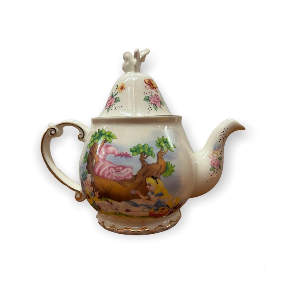 Disney Parks Alice Tea For One Alice in Wonderland Tea Pot  Rare